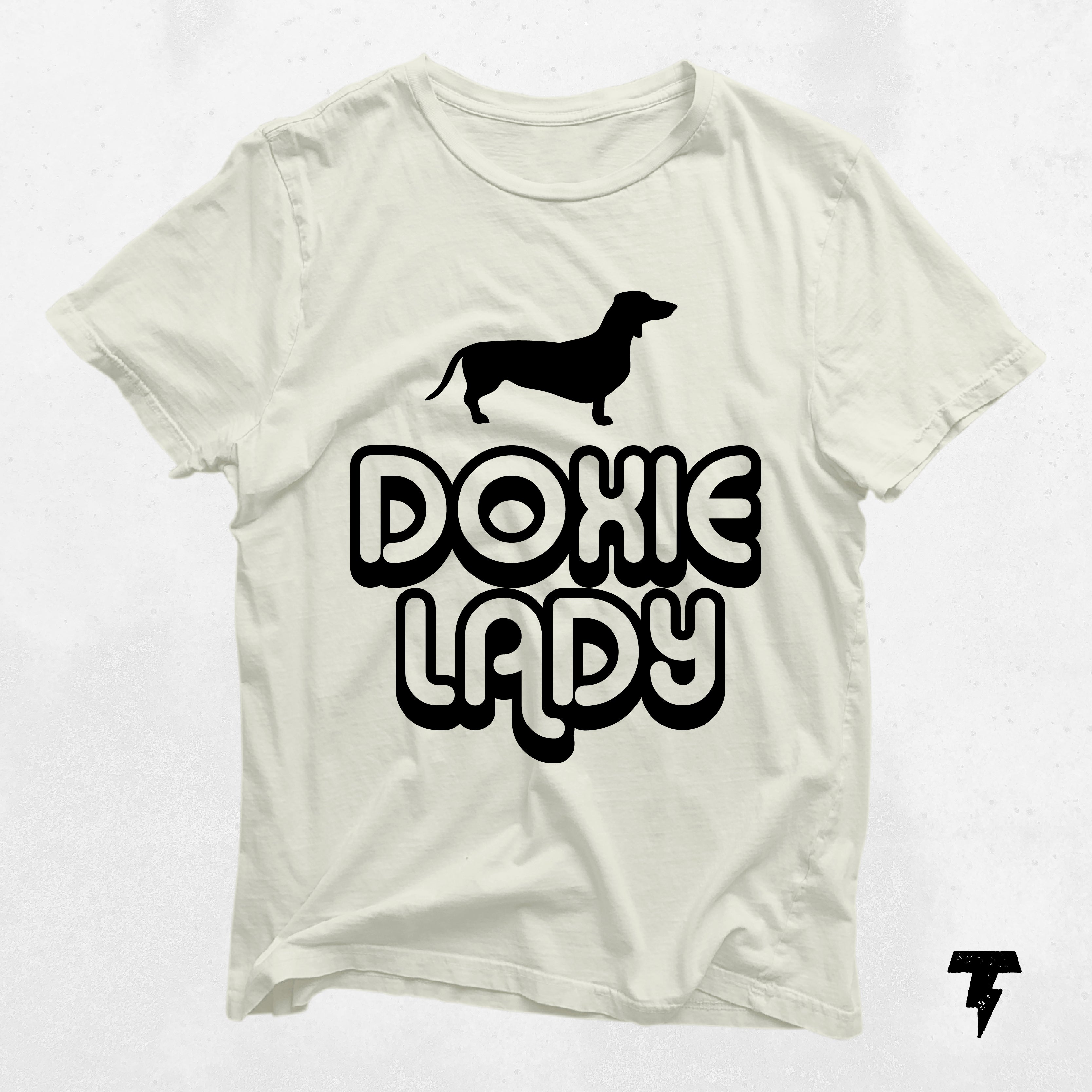 a white t - shirt with the words doxie lady printed on it