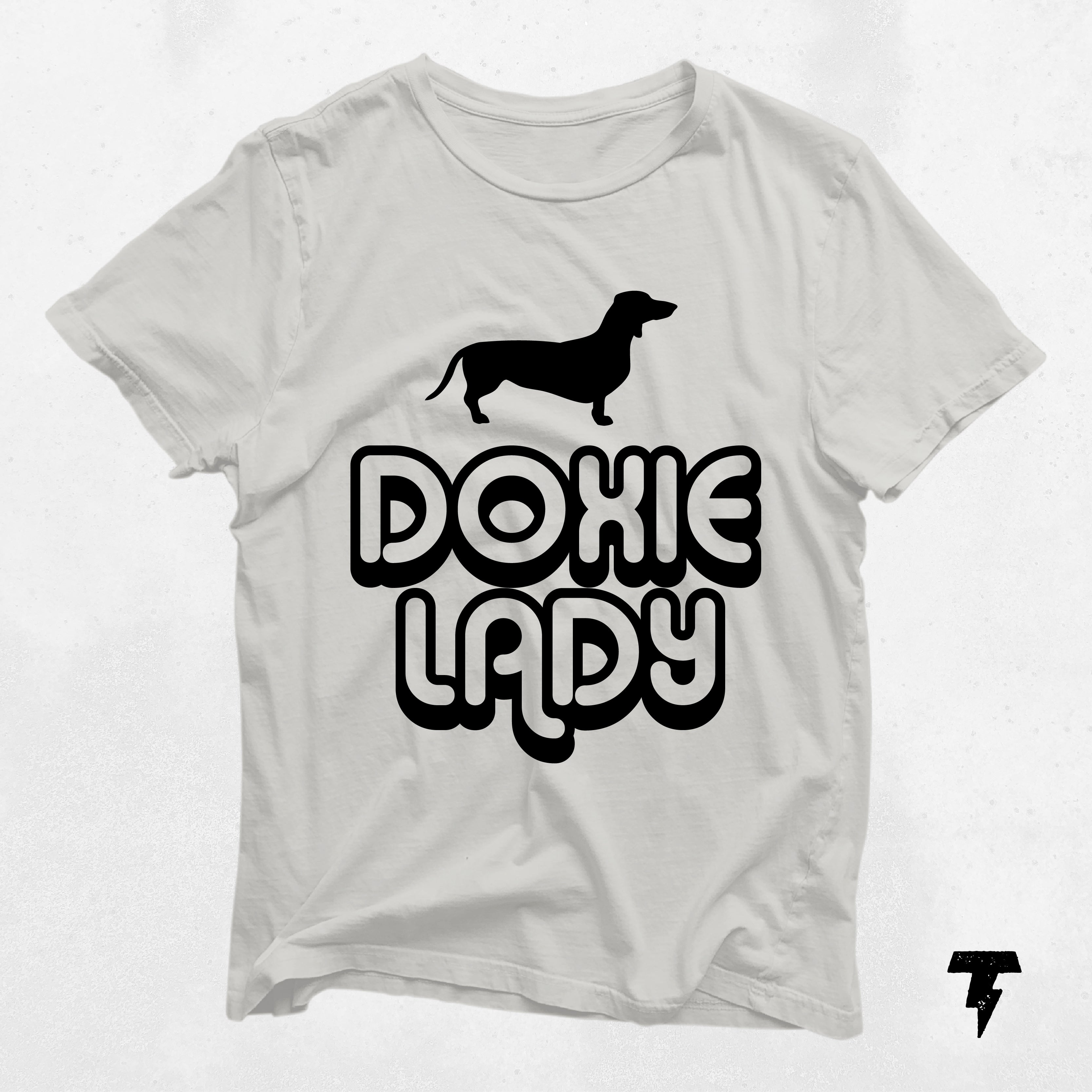 a white t - shirt with the words doxie lady printed on it