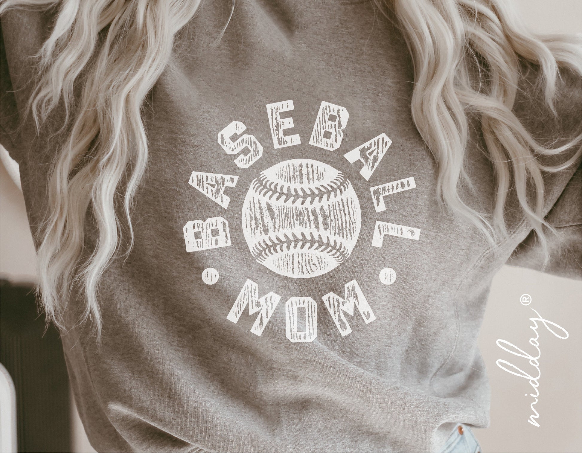 Gray shirt with 'Baseball Mom' text and baseball graphic, perfect for Cricut and Silhouette designs