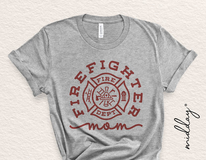 Gray t-shirt featuring 'Firefighter Mom' design with a firefighter badge, perfect for gifts or personal use, ideal for Cricut and Silhouette.